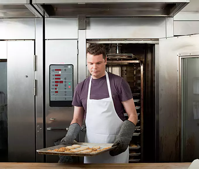 Why Bayonne, NJ Kitchens Trust Bayonne Appliance Pro for Commercial Oven Repair?